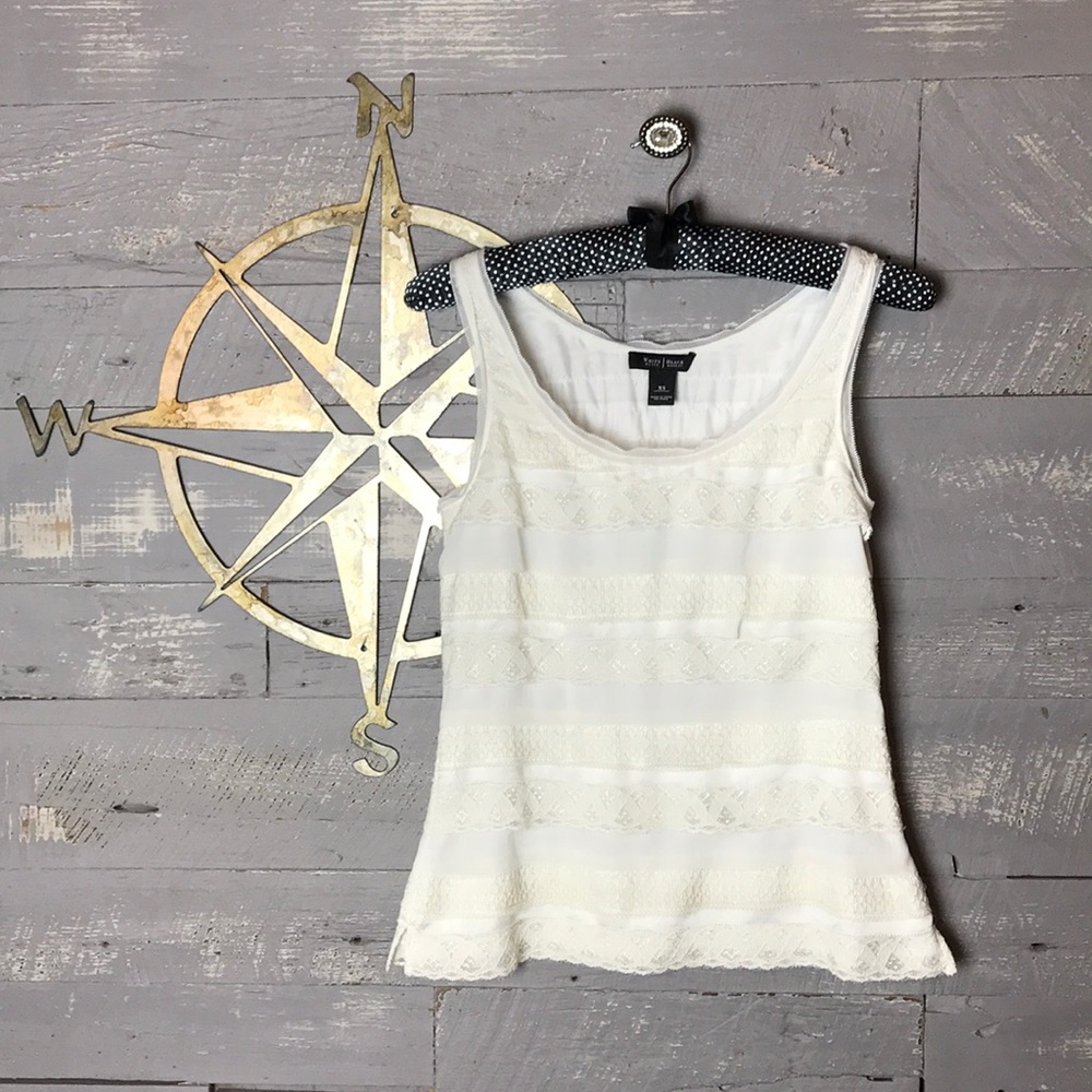 WHBM sleeveless top with ruffles & lace - Picture 1 of 5